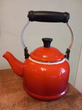 Le Creuset Red Stove Top Kettle 1.1 L