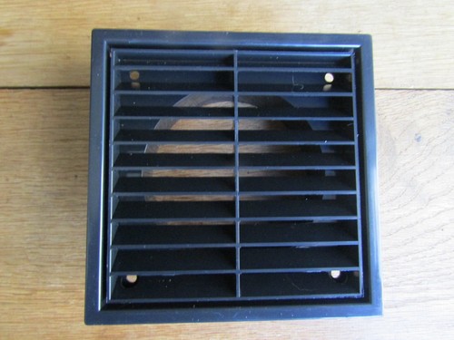 Cowl gravity flap - gravity, wall