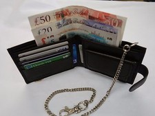 Gents Soft Leather Wallet with Security Chain in Black or Brown RFID PROOF