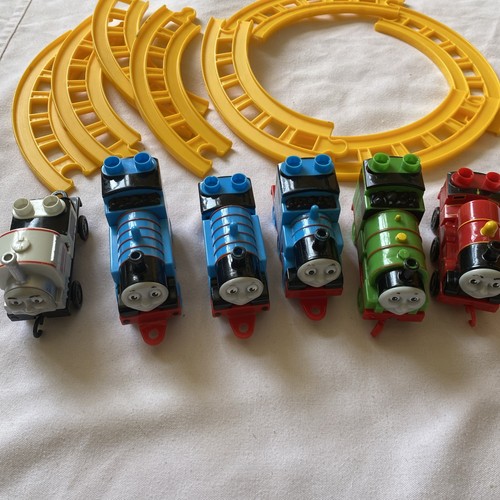 Carousel train tracks set - train,