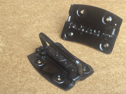 Trunk handles - trunk,