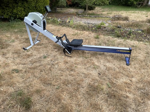 Concept indoor rower rowing - d2,