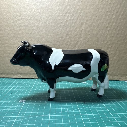 Beswick fresian cow bull - beswick,