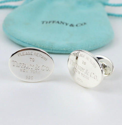Tiffany return to oval - &,