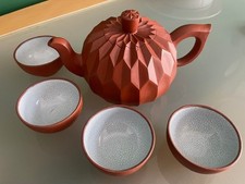 Yixing Zisha Clay Teapot & Ge Ware Teacups Set - Unique Geometric Design