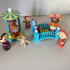 In The Night Garden figures
