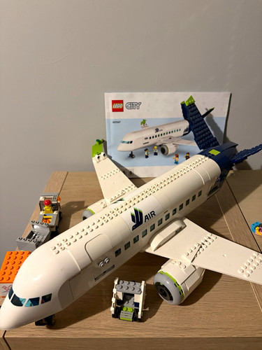 Lego city airport passenger - lego,