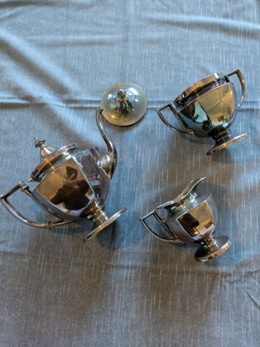 Silver plate piece vintage - plate,