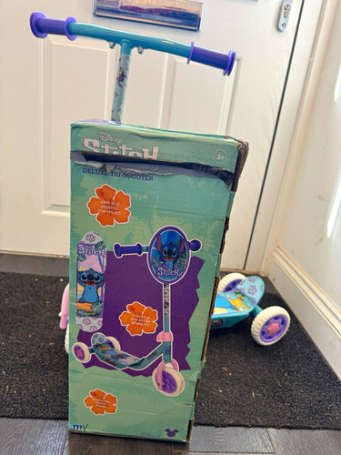 Disney stitch deluxe - stitch, 3-wheel