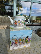 Paul Cardew Design ALICE IN WONDERLAND 150th Anniversary Edition Teapot