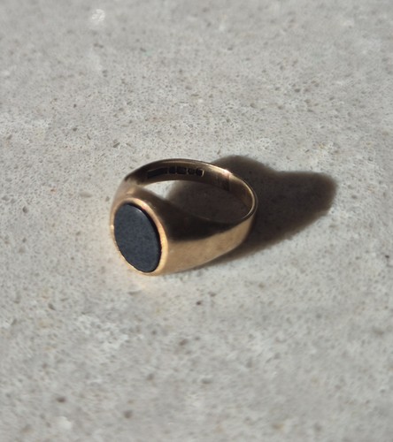 9ct gold onyx signet ring - signet,
