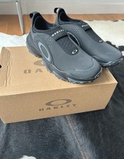 Oakley Edge Icon Slip On