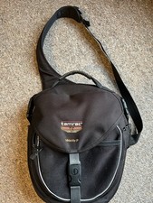 Tamrac Velocity 9 Camera
