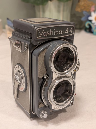 Vintage yashica twin lens - twin,