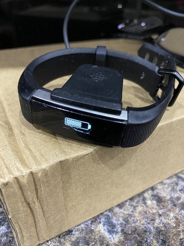 Fitbit alta watch - fitbit,
