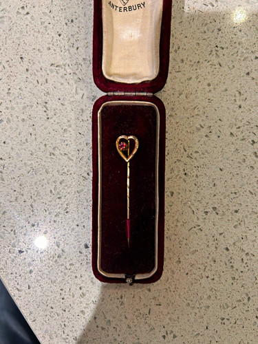 Fox gold heart - heart, pin