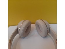 Beats Solo 3 A1796 Gold Second Hand