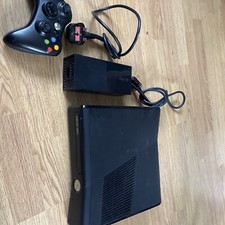 Xbox 360 S  model 1439 -Black