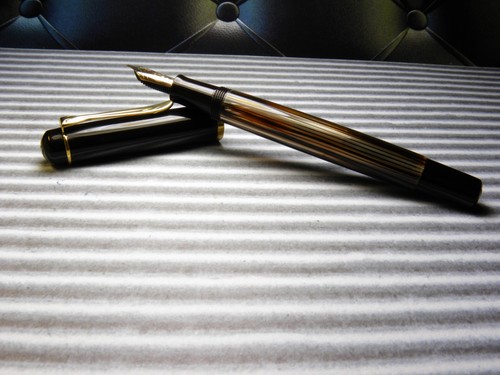 Vintage old style - old, "pelikan