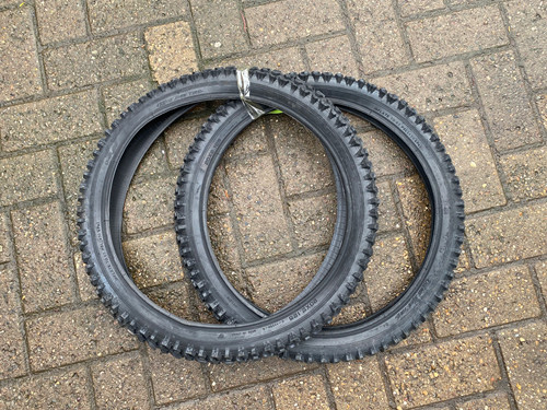 Pair mtb tyres - 20",