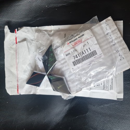 Genuine new mitsubishi boot - genuine,