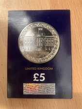 Buckingham Palace £5 Coin 2024 King Charles Blue Carded BUNC