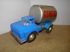 Vintage Large Metal/ Tin Plate