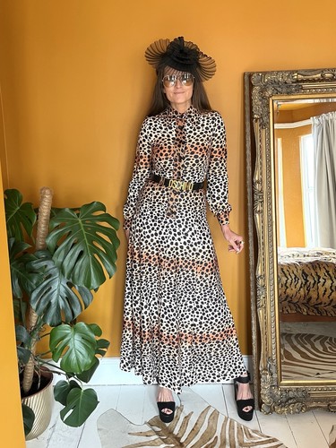 70s vintage leopard print