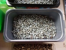 Meccano 200 Zinc Slotted Cheese Head Bolts 6mm  - Part 37b - Taken From This Box