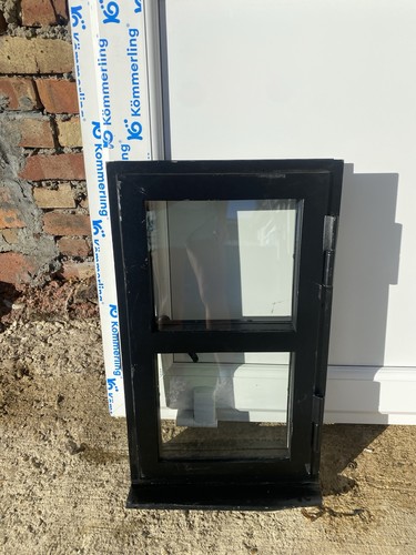 Black steel window 38cm - black,