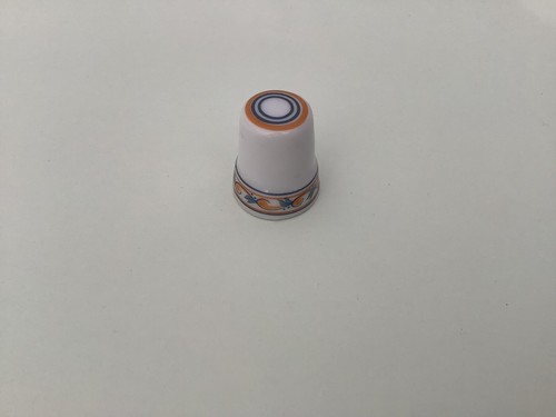 Vintage bone china thimble - bone,
