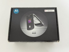 BRAND NEW MOTOROLA V3 RAZR PHONE - UNLOCKED - BLACK - BLUETOOTH - GPRS