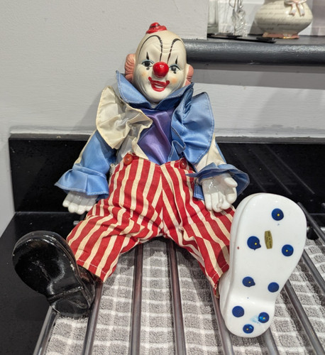 Haunted clown doll creepy - haunted,