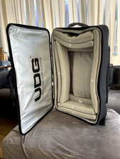 UDG Urbanite MIDI Controller Backpack Large