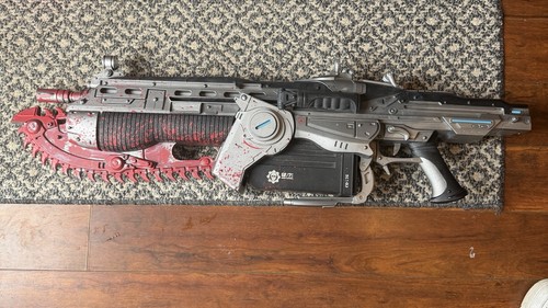 Neca gears war - neca,