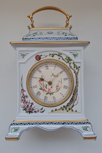 Franklin mint porcelain mantel - mint,