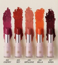 Matte Lipstick Available  In 5