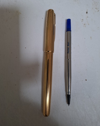 Parker roller ball pen - roller,