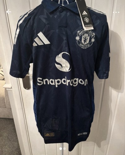 Manchester united authentic - manchester,