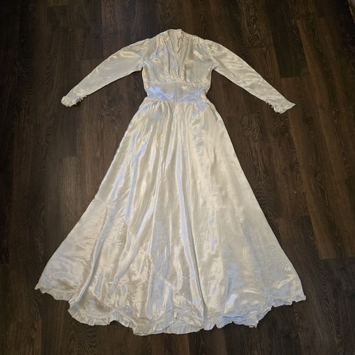 Vintage 1930s 1940s - , satin
