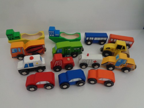 Wooden small vehicles - small, boats