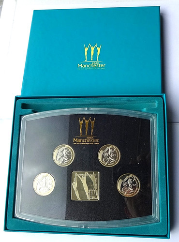 Boxed royal mint 2002 - boxed,