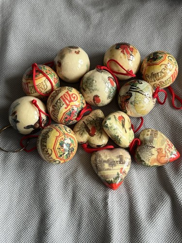 Vintage papier mâché baubles - papier-mâché,