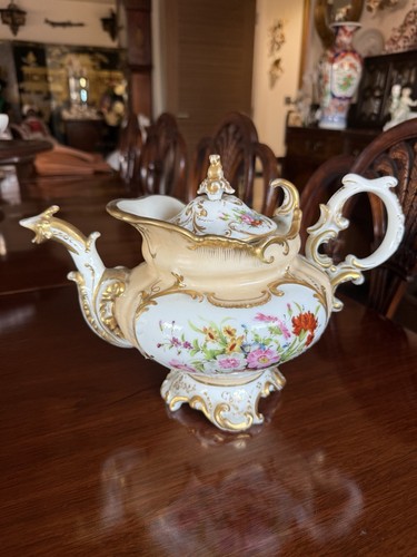 Large fontainebleau tea pot - large,