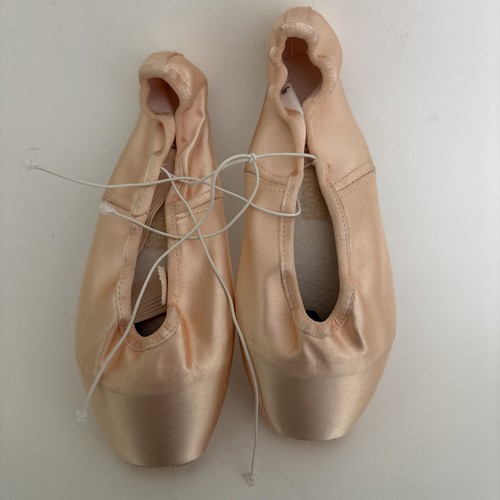 Euc gaynor minden ballet - gaynor,