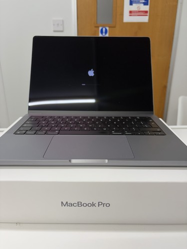 Apple macbook pro 2021 m1 - macbook, 14"