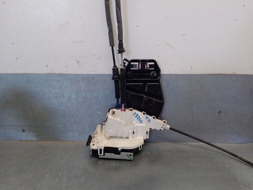 P04589914ae 5686235 rear door - p04589914ae,