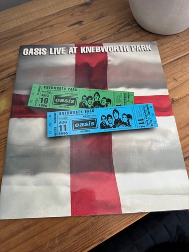 Oasis knebworth 1996 concert - knebworth,