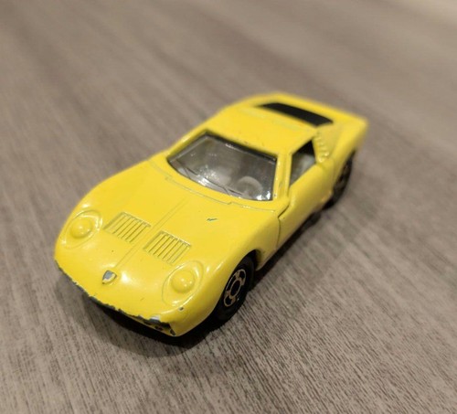 Tomica lamborghini miura - miura, sv