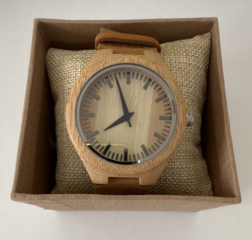 Wood analogue wristwatch - wristwatch, beige